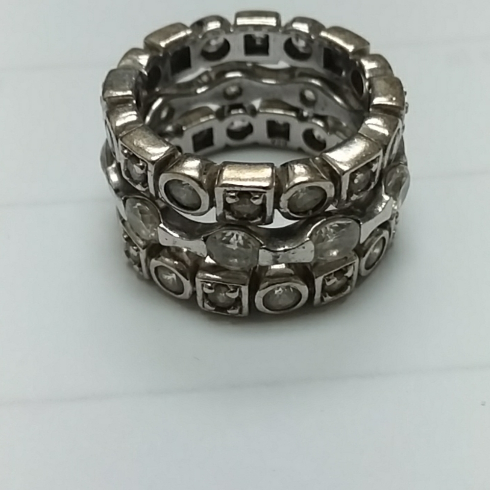 Eternity band in size 7